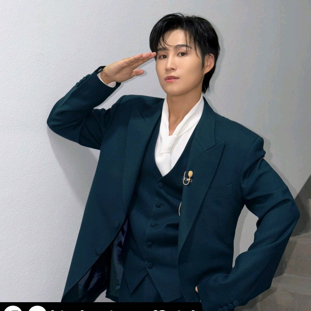 김희재의 비하인드 컷