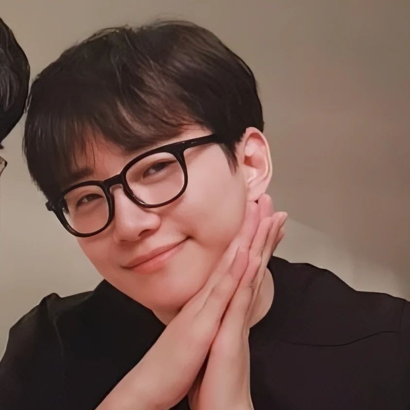 イ・ジュノのビハインドカット