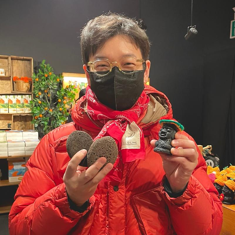 A moment captured by a fan of Cho Seungwoo 