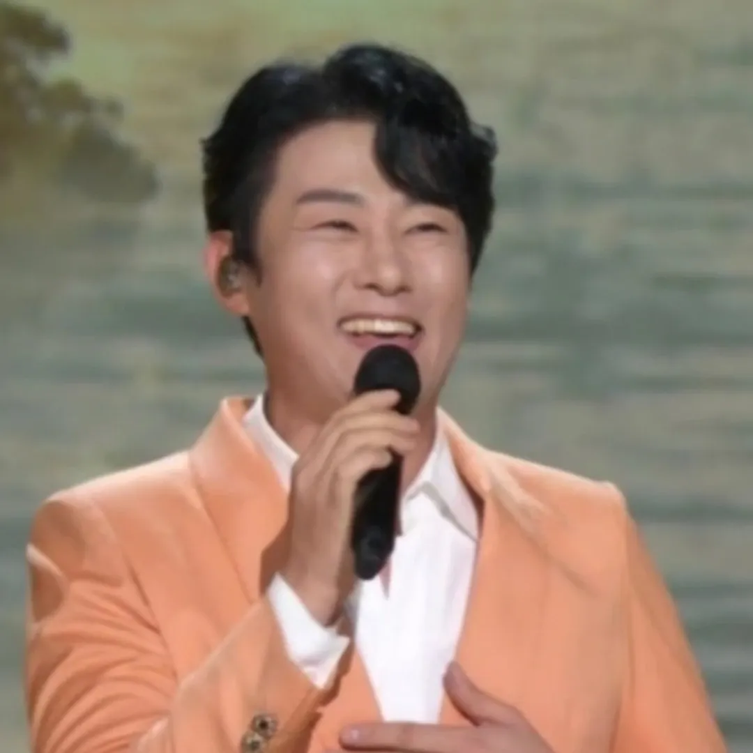 Recent activity shot of Kang Moonkyung