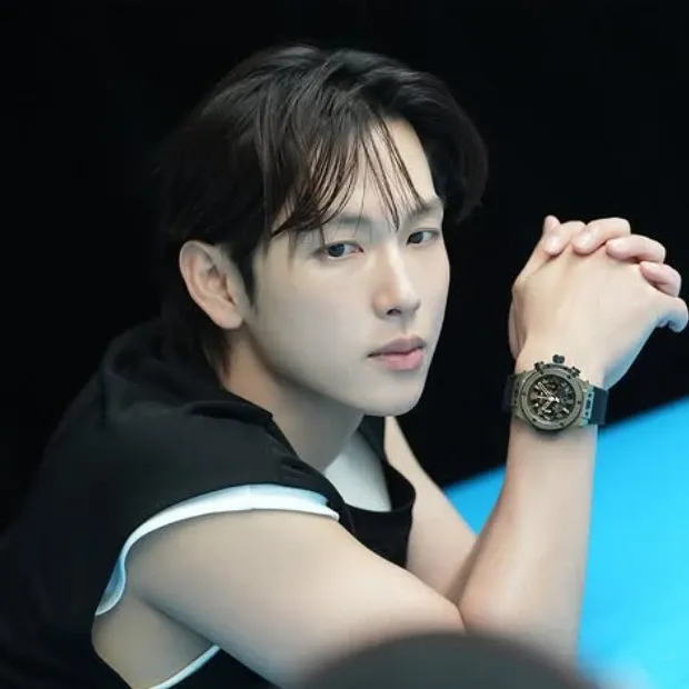 Latest photo of Yim Siwan