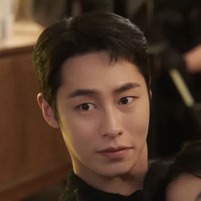 Recent activity shot of Lee Jaewook