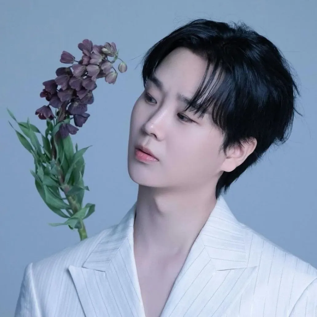 Latest photo of Song Minjun