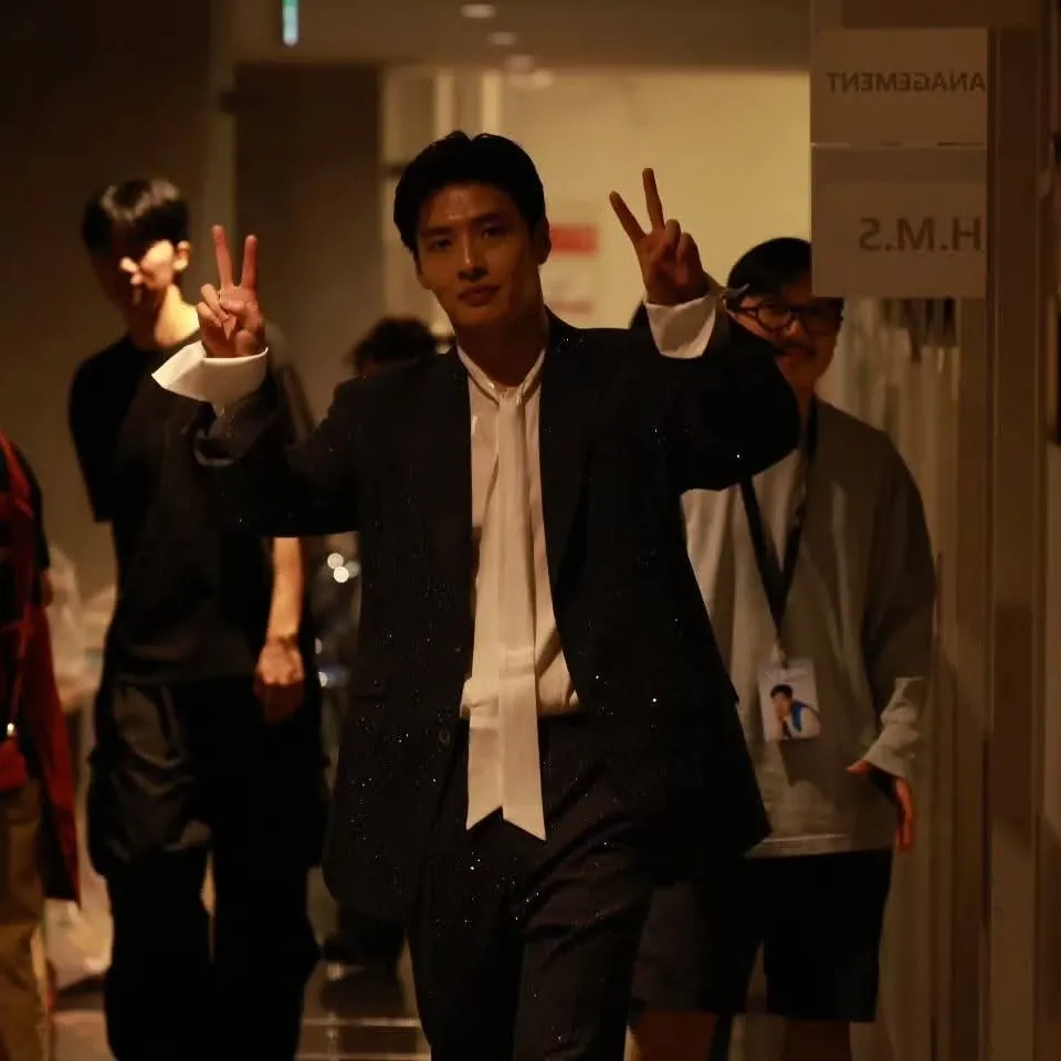 Recent activity shot of Kang Haneul