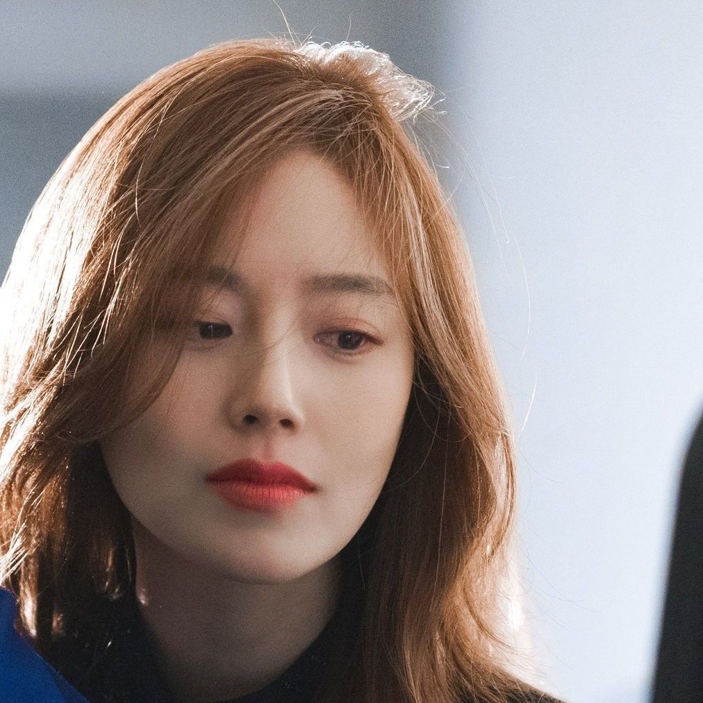 Recent activity shot of Moon Chaewon