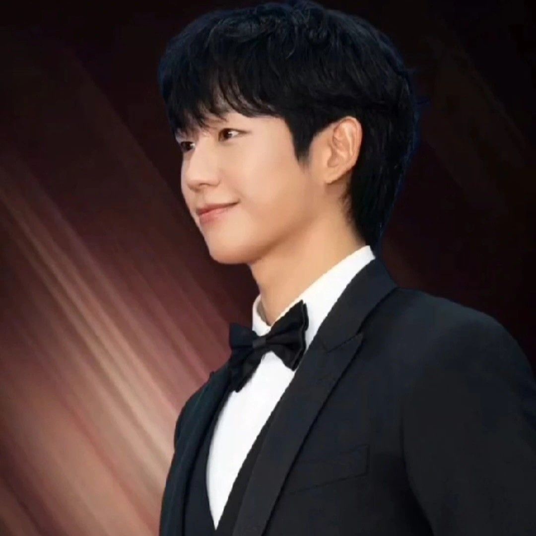 丁海寅的近期活動照