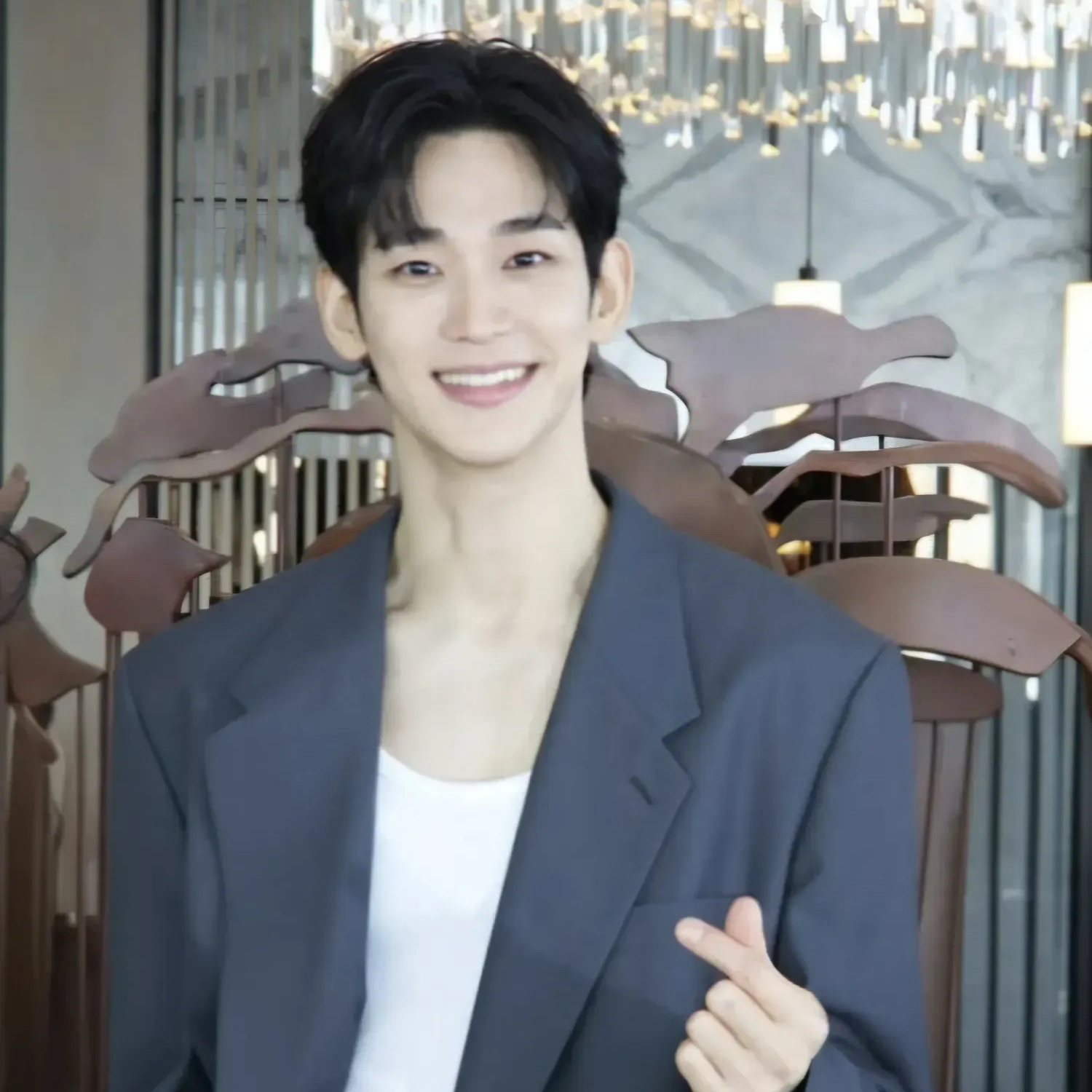 A moment captured by a fan of Kim Soohyun