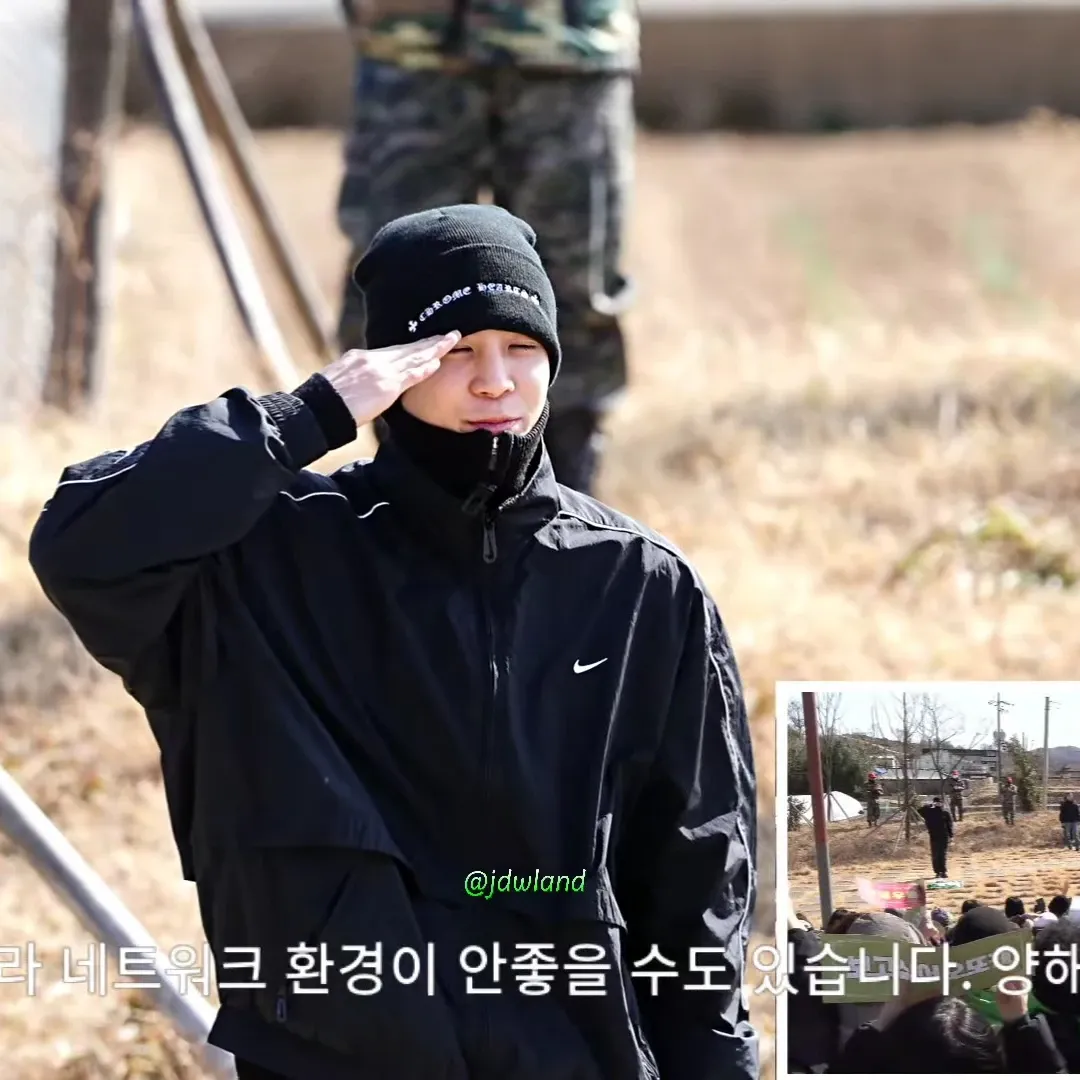 粉丝拍下的郑东元瞬间