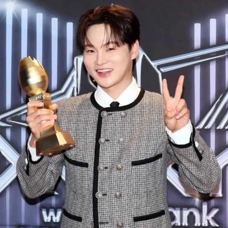 박서진의 비하인드 컷