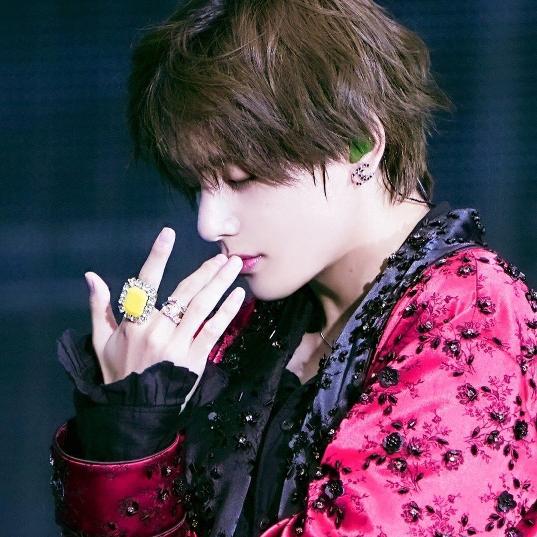 A moment captured by a fan of Kim Taehyung (V)