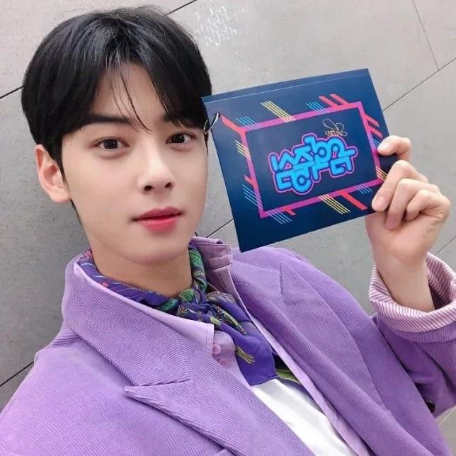 Foto kegiatan terbaru dari Cha Eunwoo