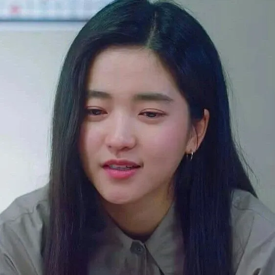Behind-the-scenes cut of Kim Taeri