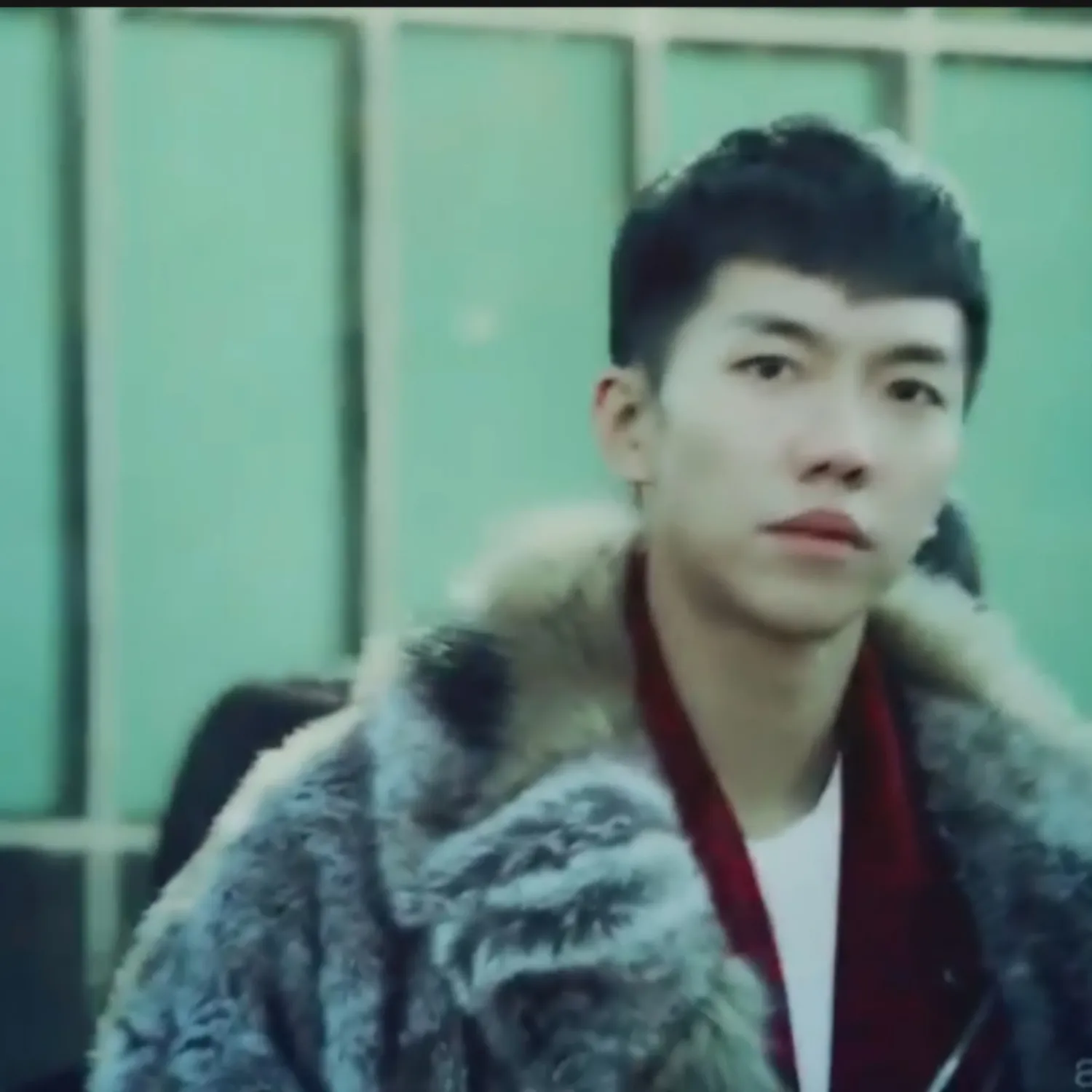 Cuplikan di balik layar dari Lee Seunggi