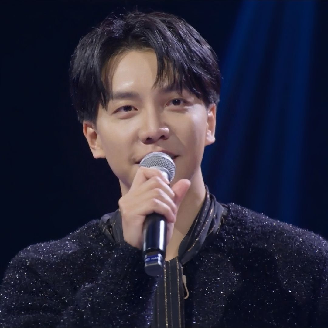 イ・スンギの最近の活動ショット