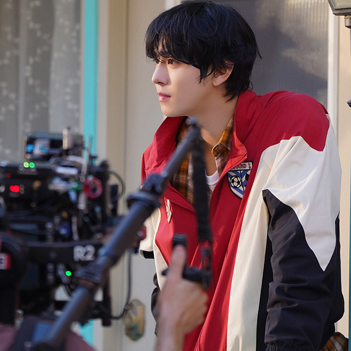 Behind-the-scenes cut of Ahn Hyoseop