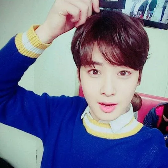 Latest photo of Cha Eunwoo