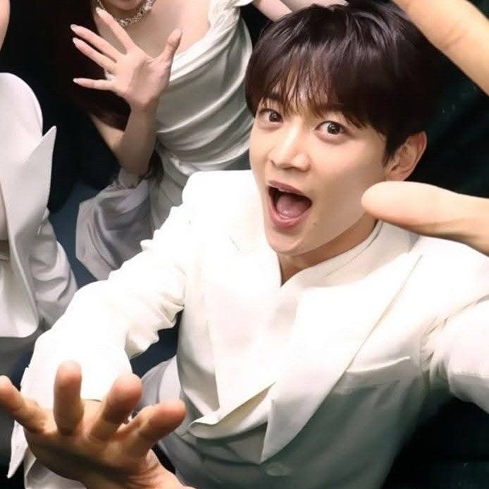 Recent activity shot of Choi Minho