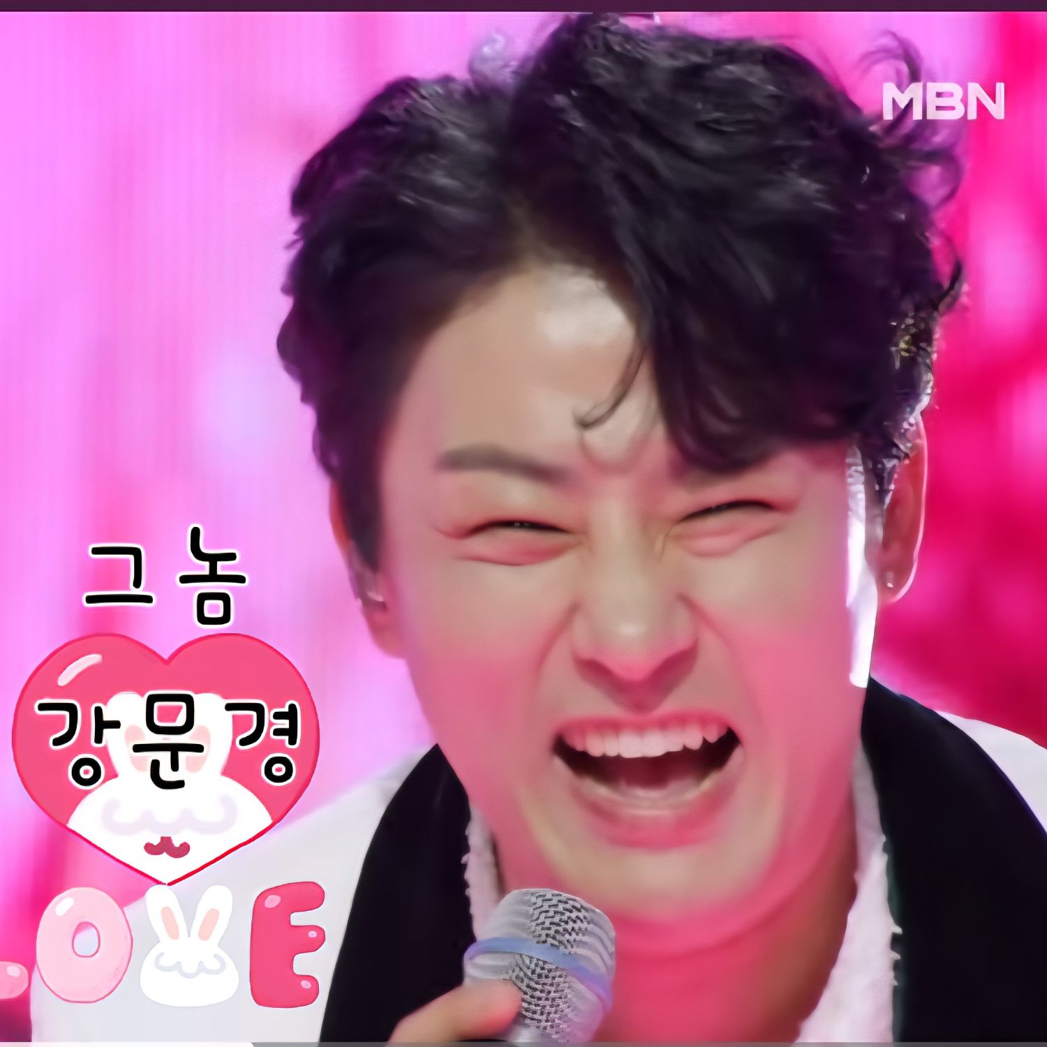 Behind-the-scenes cut of Kang Moonkyung