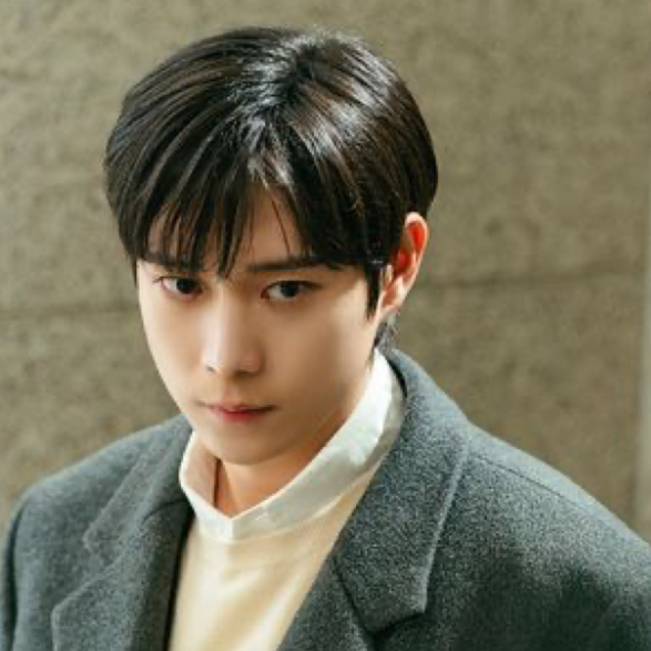 Currently spotlighted celeb post