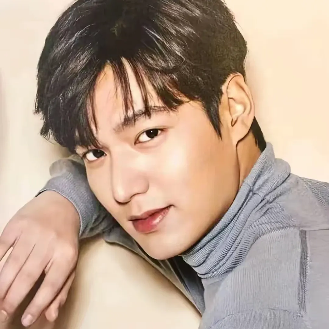 Latest photo of Lee Minho