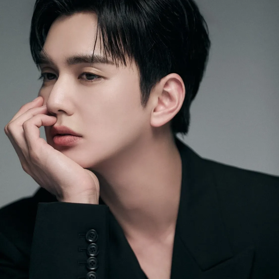 Behind-the-scenes cut of Yoo Seungho