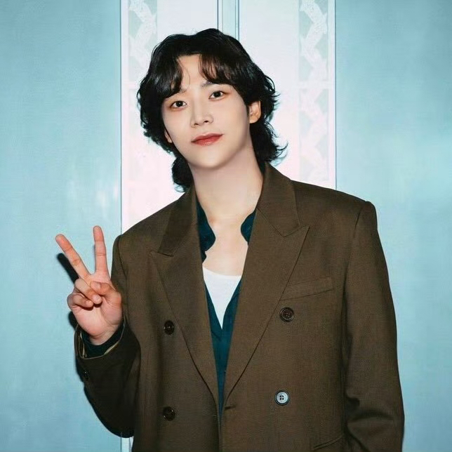 Cuplikan di balik layar dari Rowoon