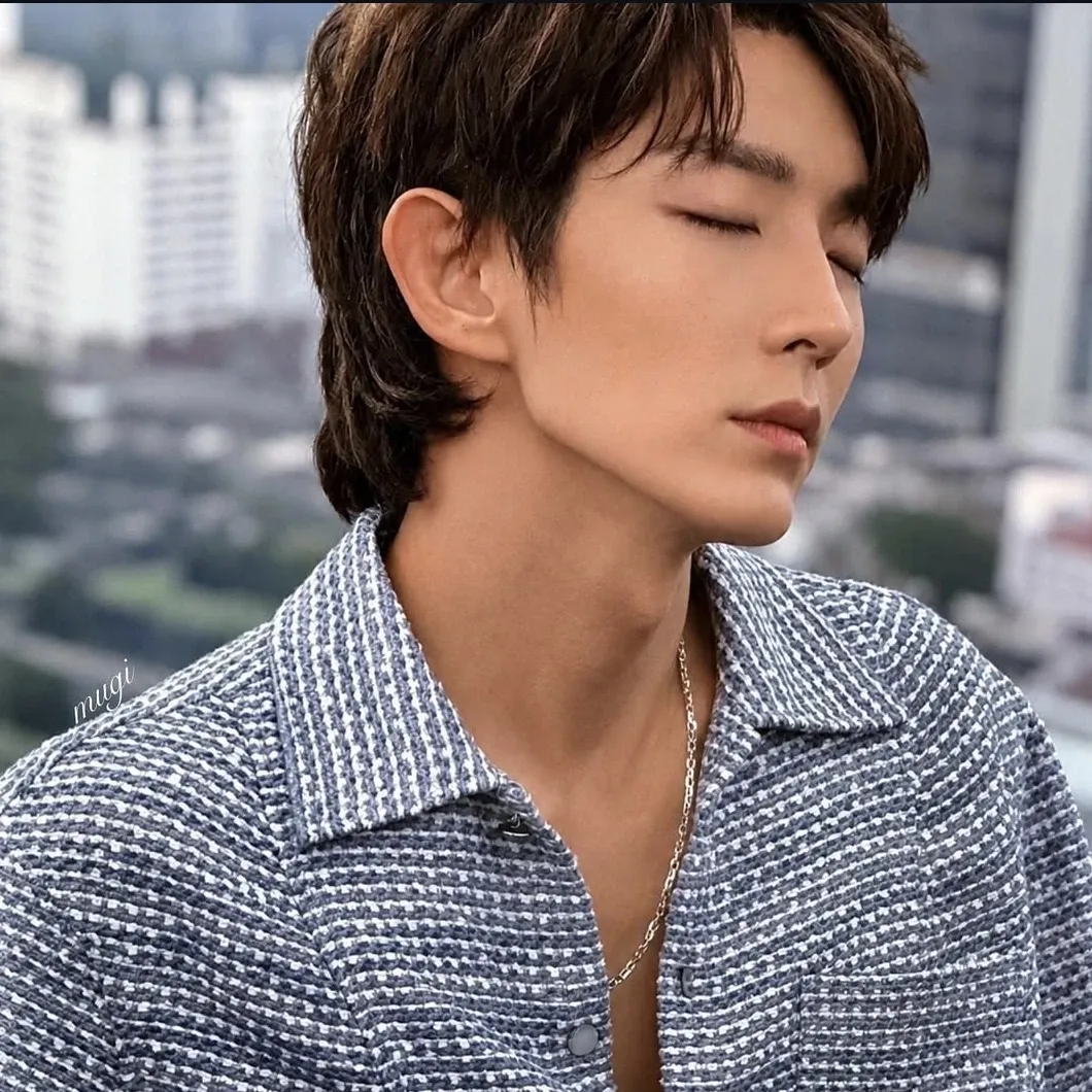 Latest photo of Lee Joongi