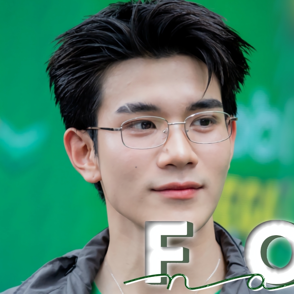 A moment captured by a fan of Fourth