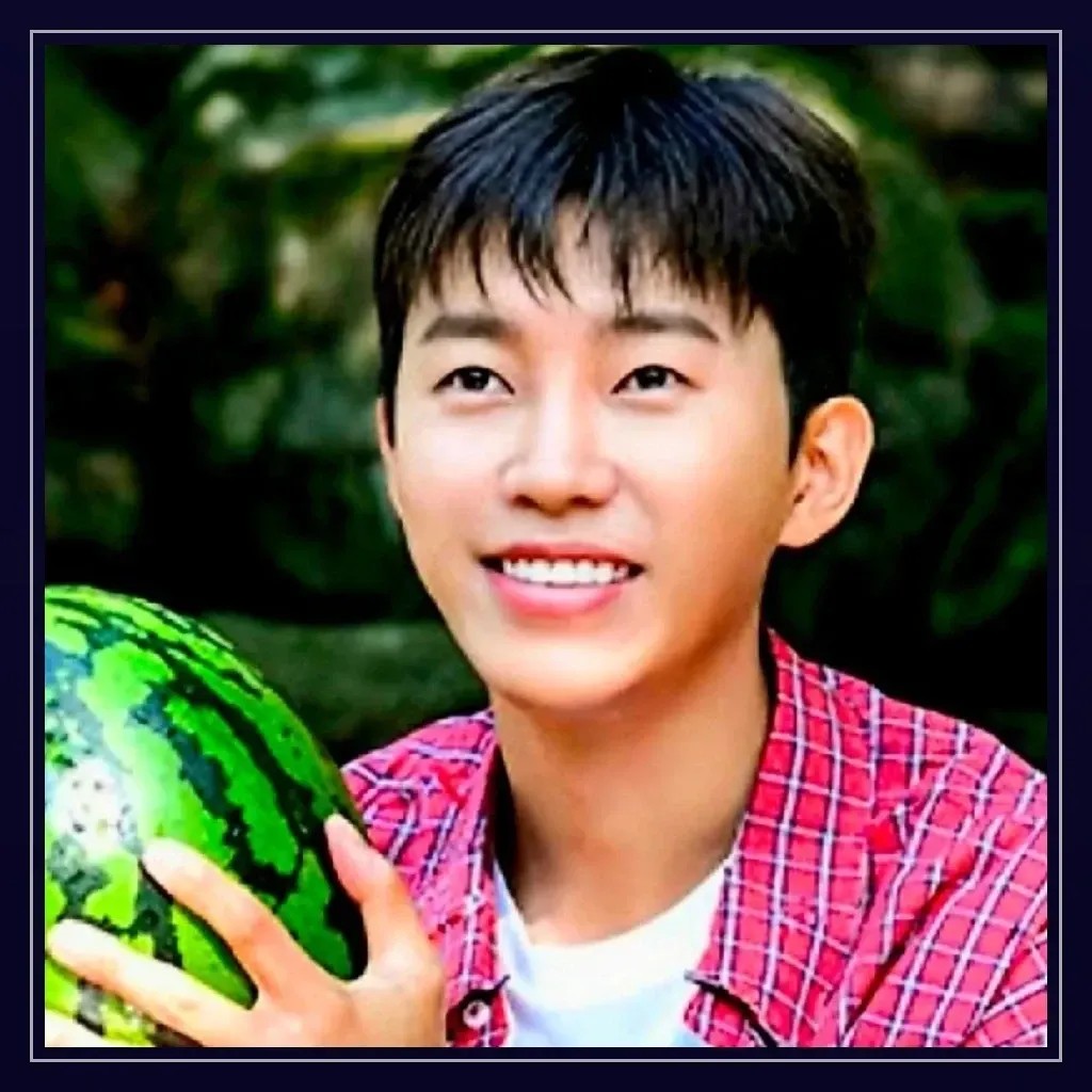 Foto terbaru dari Lim Youngwoong