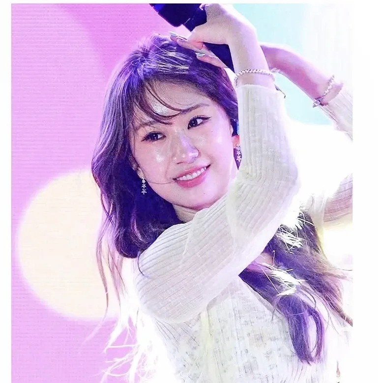 Momen yang diabadikan oleh penggemar Jeon Yujin