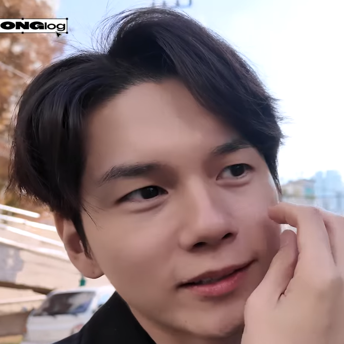 邕圣祐的最新照片