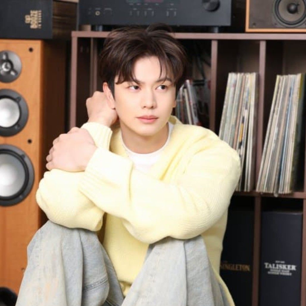 Latest photo of Yook Sungjae