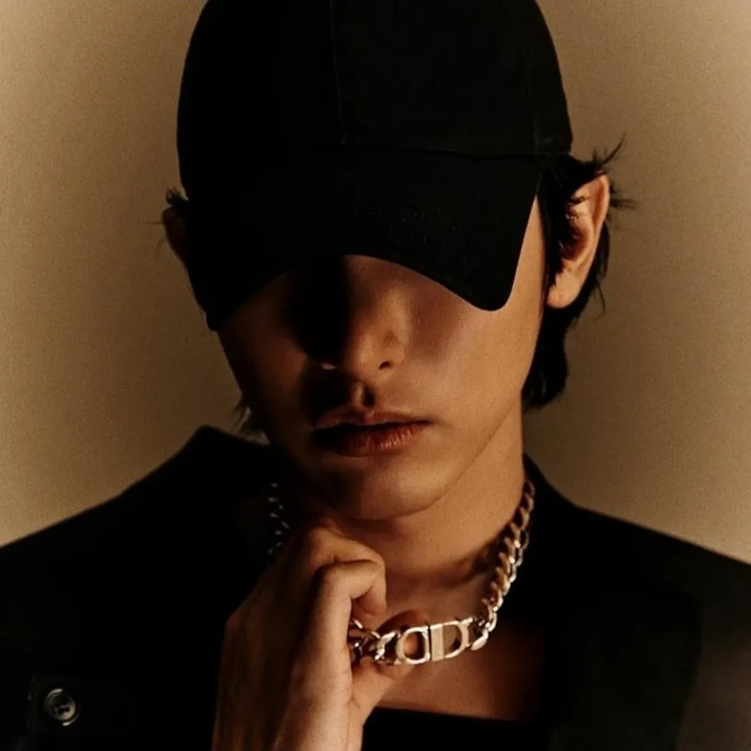 Behind-the-scenes cut of Lee Soohyuk
