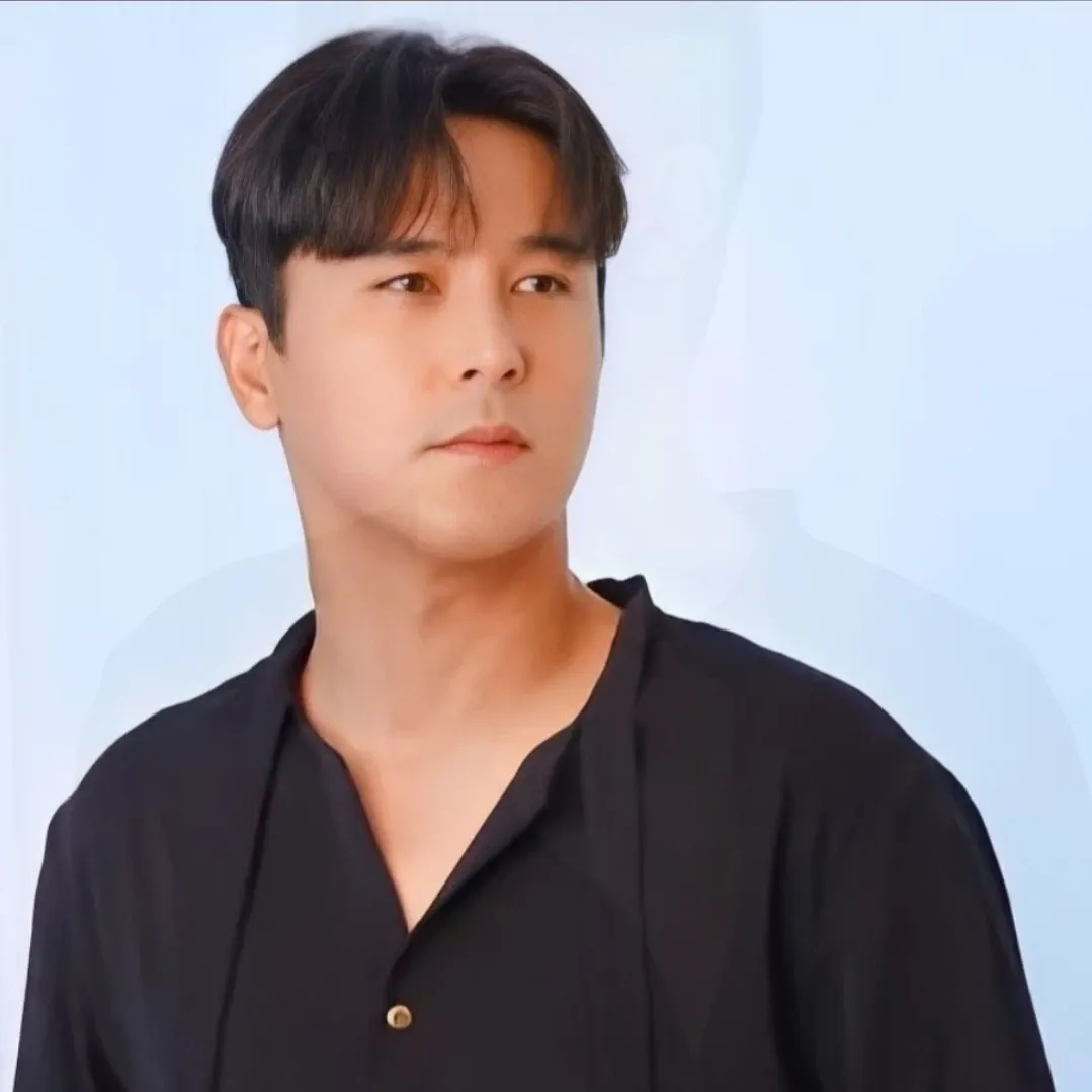 Foto kegiatan terbaru dari Jang Minho
