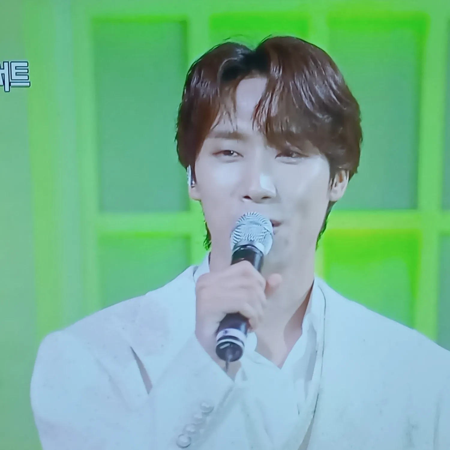 Behind-the-scenes cut of Choi Woojin