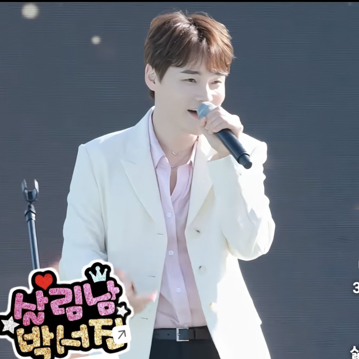 Foto kegiatan terbaru dari Park Seojin