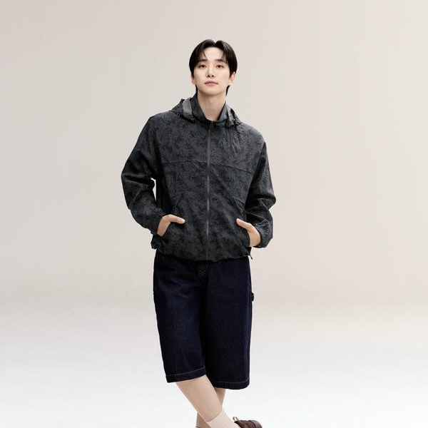 粉絲拍下的李俊昊瞬間