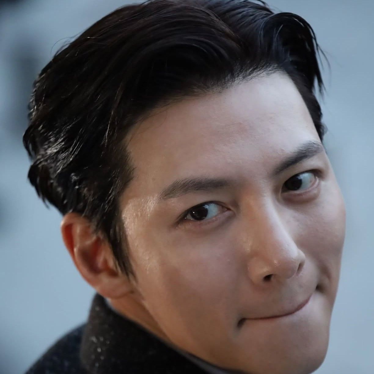 チ・チャンウクのビハインドカット