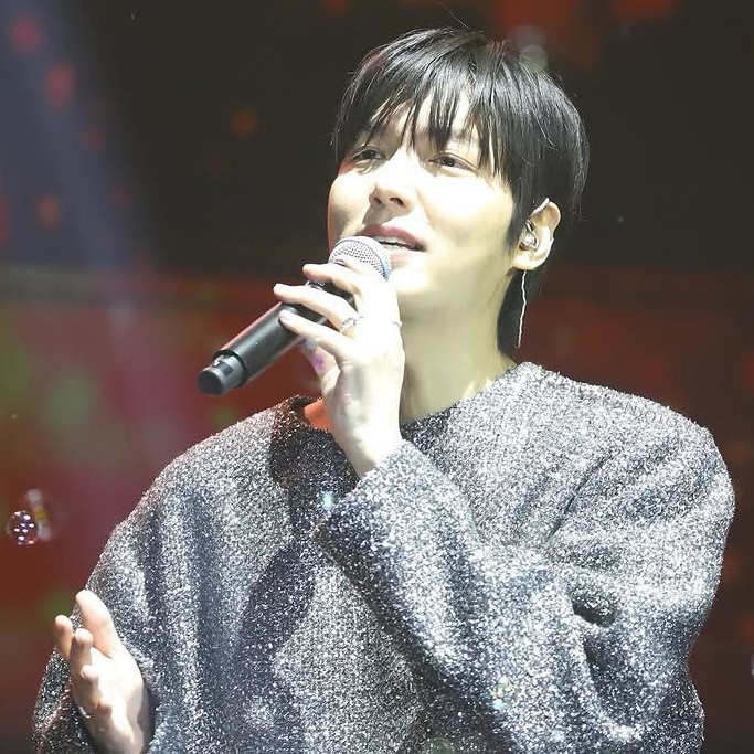 李敏鎬的最新照片