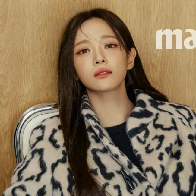 Latest photo of Kim Sejeong