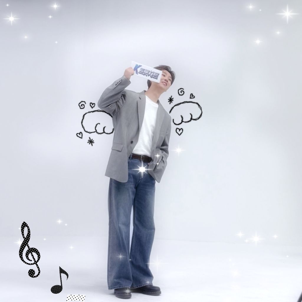 A moment captured by a fan of Song Minjun