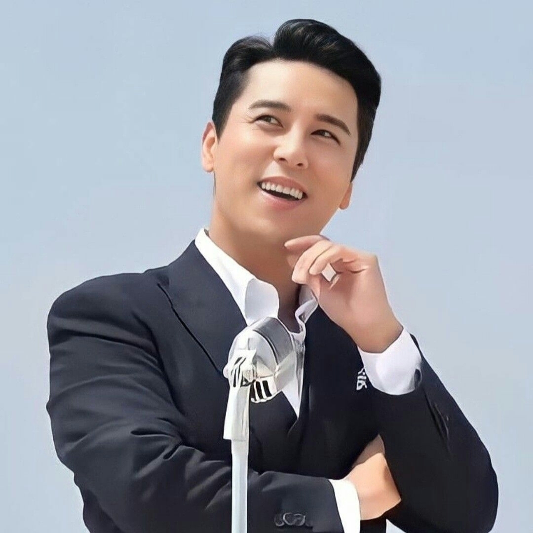 Foto kegiatan terbaru dari Jang Minho