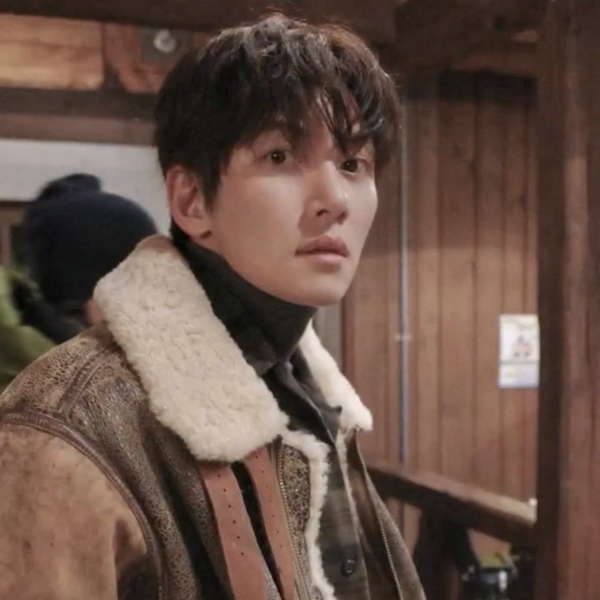 チ・チャンウクのビハインドカット