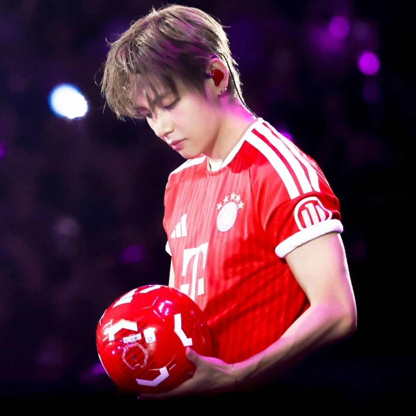 A moment captured by a fan of Kim Taehyung (V)
