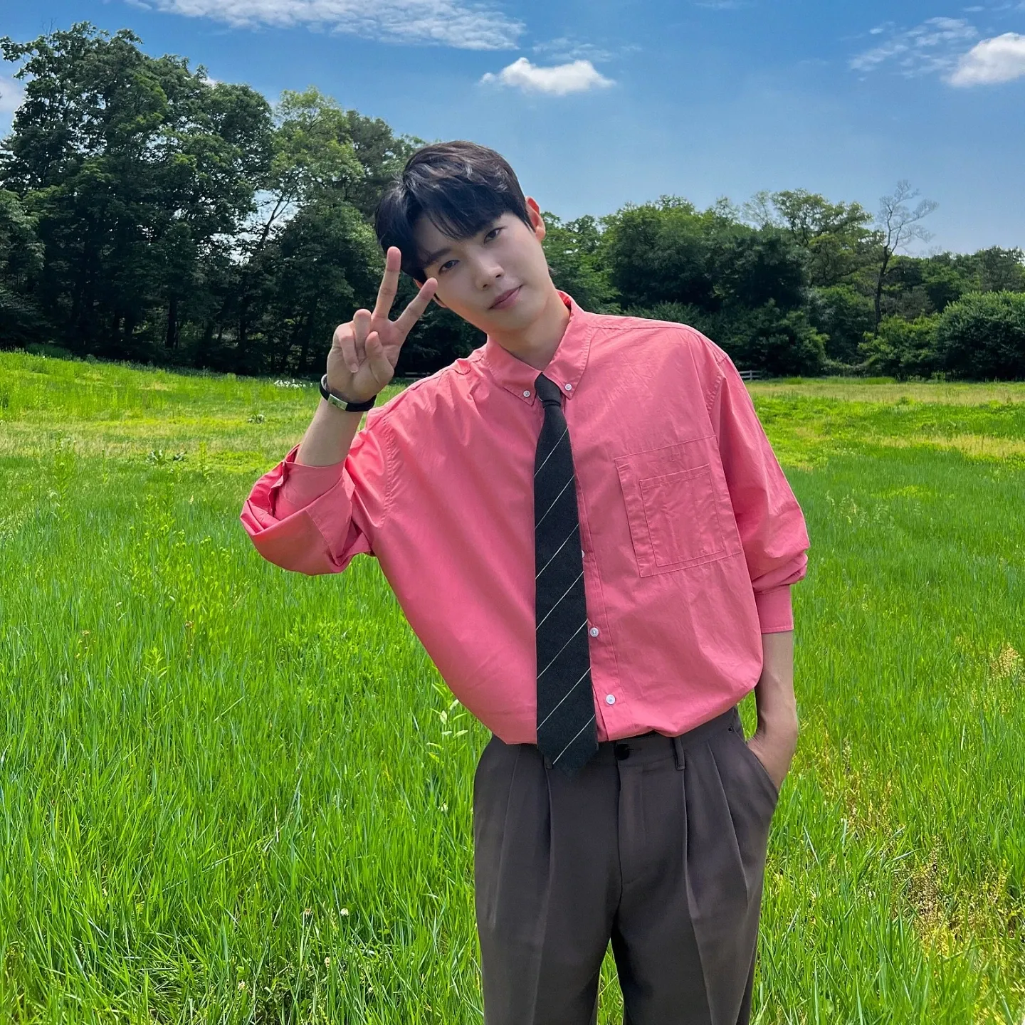 Behind-the-scenes cut of Son Taejin