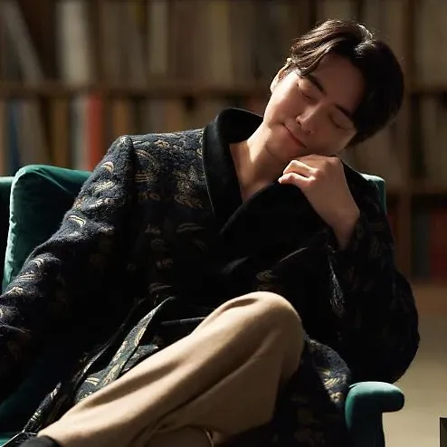 A moment captured by a fan of Lee Joonhyuk
