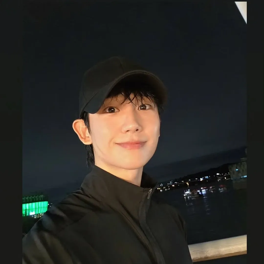A moment captured by a fan of Jung Haein