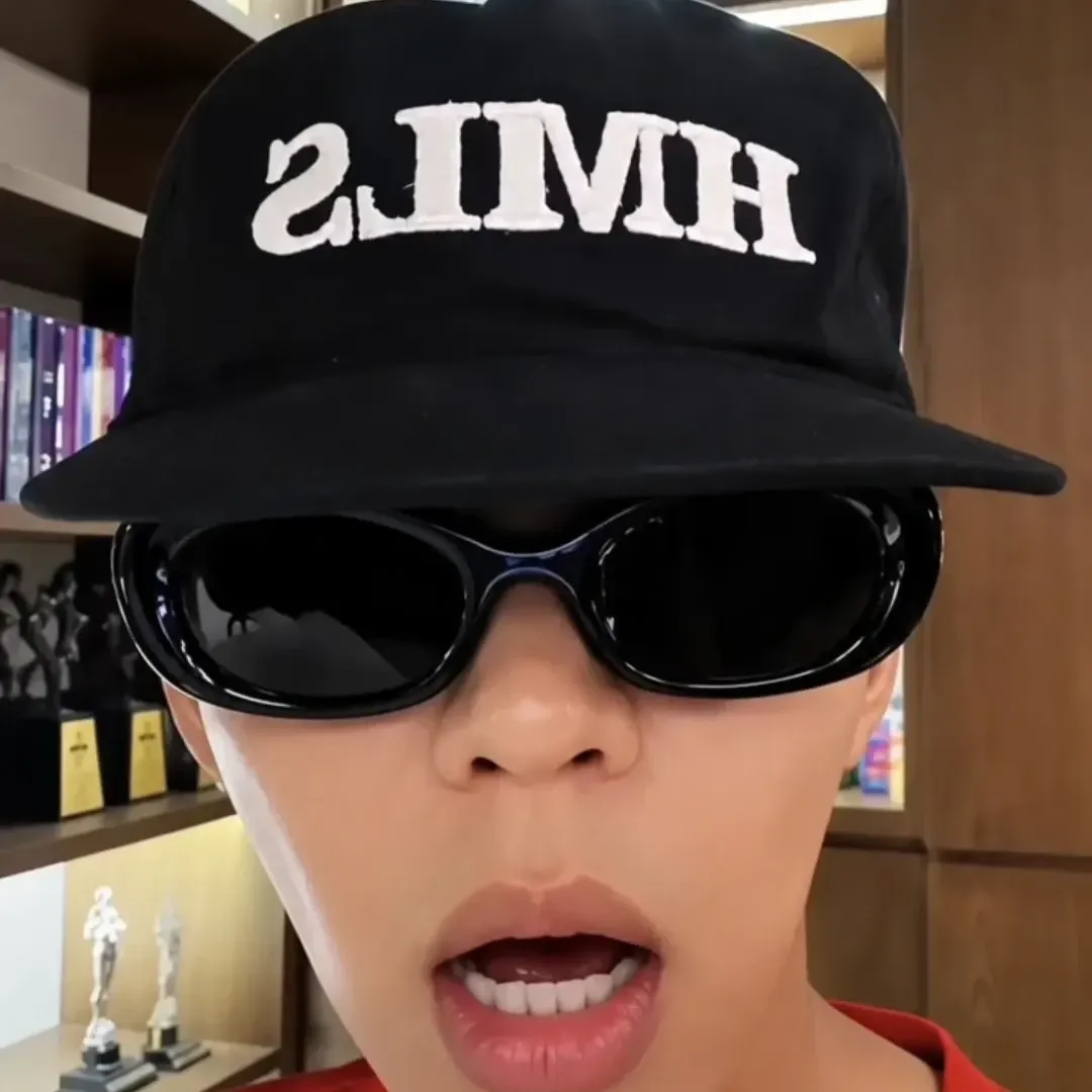Recent activity shot of Lim Youngwoong