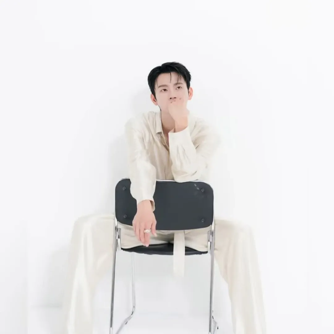 Latest photo of Seo Inguk