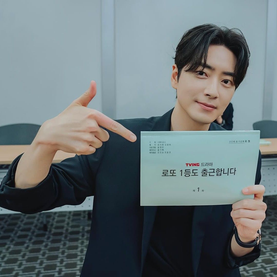 Latest photo of Lee Joonhyuk